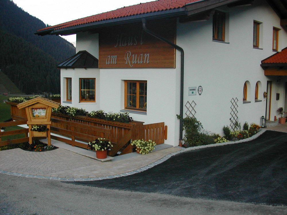 Haeus'L Am Ruan Aparthotel Berwang Ngoại thất bức ảnh